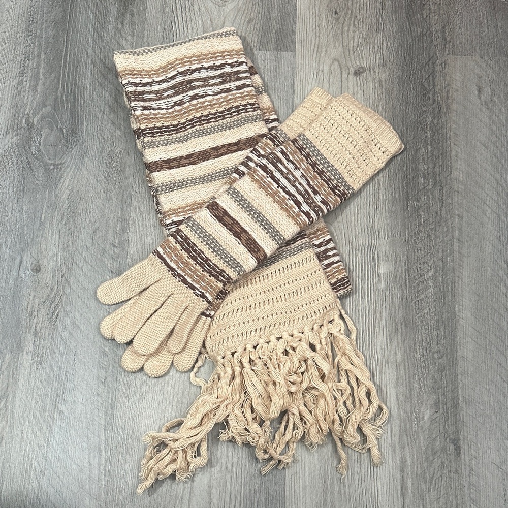 Lauren Ralph Lauren Tan and Brown Knit Scarf and Gloves Set